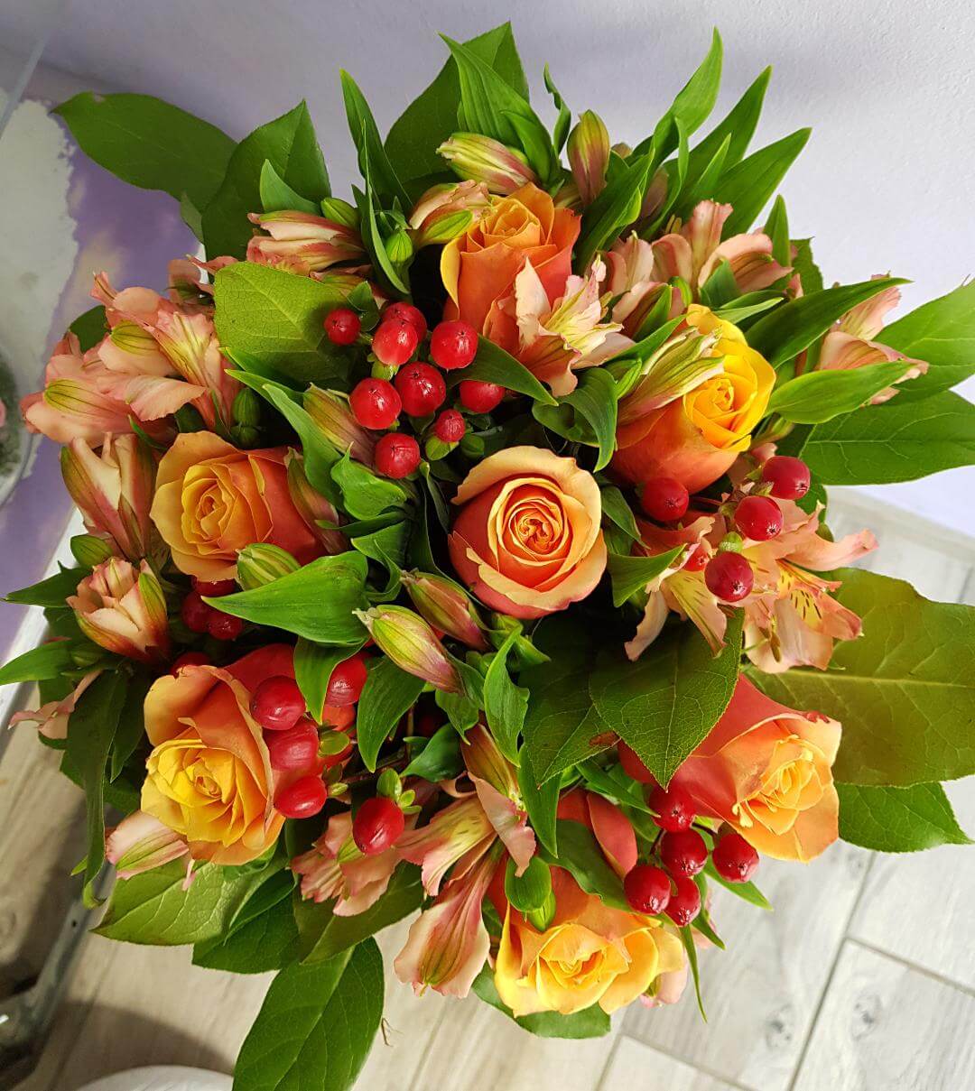 Istanbul - Bouquet di rose arancio - Consegna a Milano